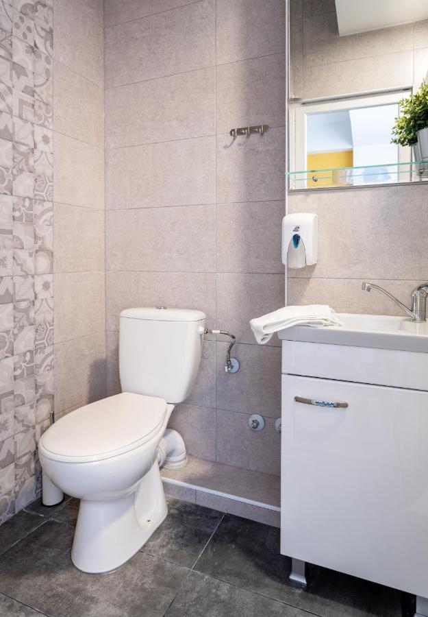 Kostovski Rooms-Near E75 To Greece เวเลส ภายนอก รูปภาพ